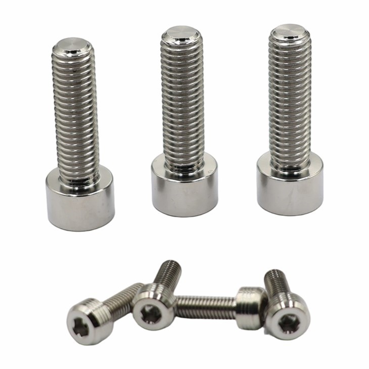 Titanium inbusschroeven